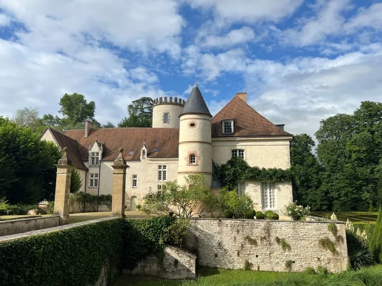 Château de Pesselières, Jalognes, France, France